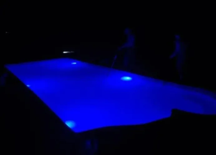 Piscina instalada gigante