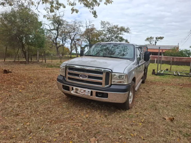 Ford F-350 3.9 Cummins Turbo Diesel Mec. 2008