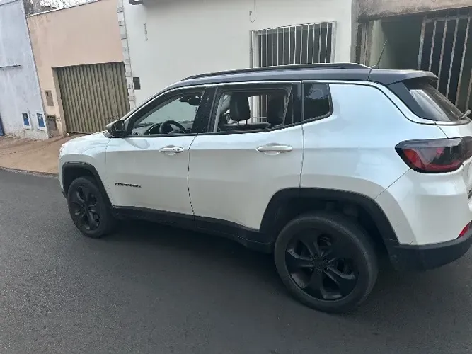 Jeep Compass Longitude 2.0 4X4 Dies. 16V Aut. 2017