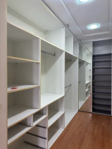 Armário Closet em U 345x60cm em cada lado - Em Perfeitas Condições