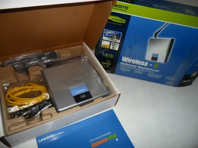 Modem ADSL + Roteador Wireless G Linksys 4x LAN WAG200G-LA 