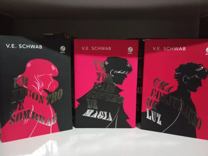 Livros: Trilogia Tons de Magia