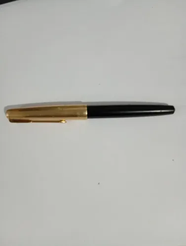Caneta Parket plaquê de ouro