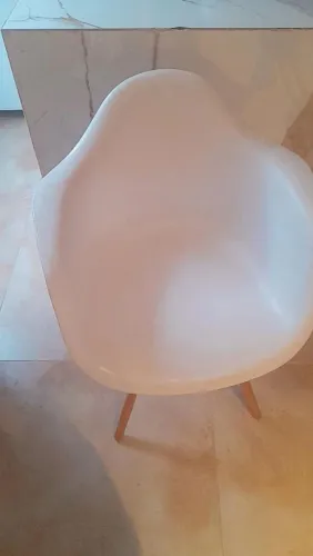 Cadeira Charles eames branco