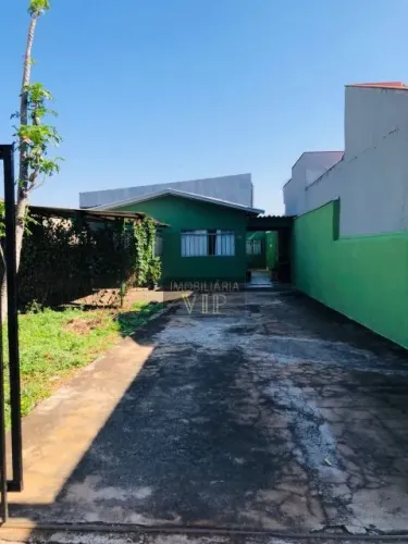 Casa - JD. Bandeirantes
