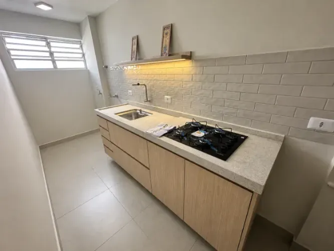 Apartamento Aclimação | 55m² | Reformado | 3 min do metrô Vergueiro