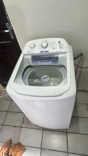 VENDE-SE MÁQUINA DE LAVAR ELECTROLUX 8,5 KG! ?