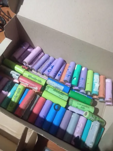 Bateria de lítio , aceito troca.
