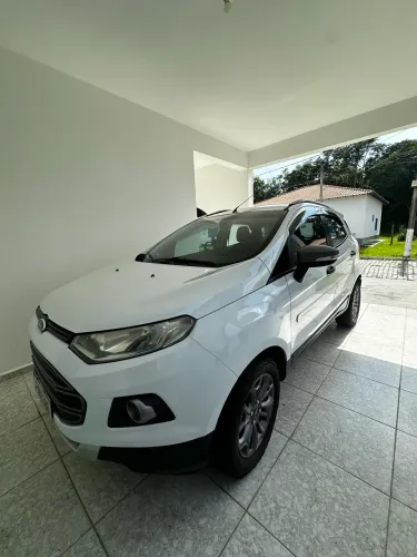 Ford Ecosport Freestyle 1.6 16V Flex 5P 2014