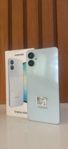 Smartphone Samsung Galaxy A06 4G 128GB 4GB RAM Dual Chip Câmera50+2MP Frontal 8MP