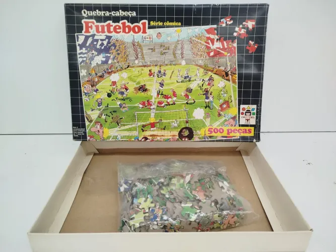 Antigo quebra cabeça futebol serie cômica da  ( taramira) 500 peças 