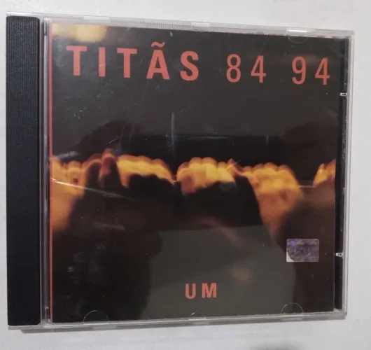 Titãs cd 84 94 um