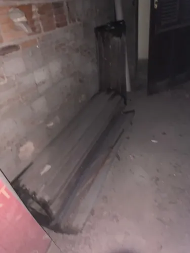Porta de correr sobre trilho 2.0 metros de largura 3.0 metros de altura