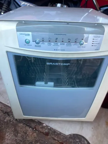 Máquina lava-louças brastemp 8 serviços
