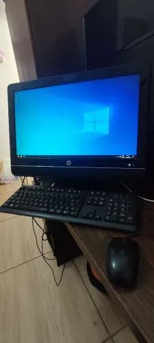 Computador completo HP com acessórios, completo pronto para usar 