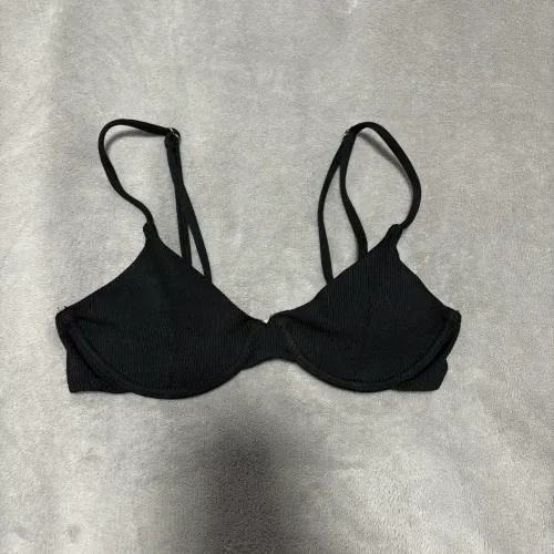Biquíni Preto Novo