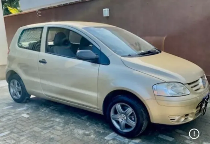 Volkswagen Fox Plus 1.6mi/ 1.6mi Total Flex 8V 3P 2004