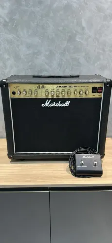 Amplificador de guitarra Marshall JCM 2000 DSL 401 Dual Super Lead