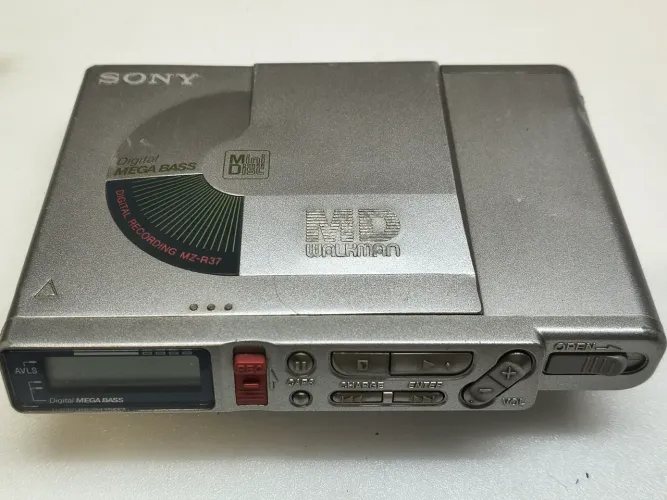 MD walkman mz-r37