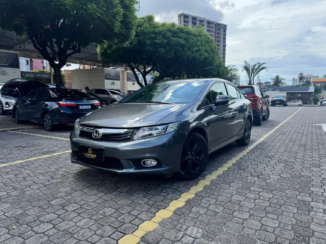 Honda Civic Sedan LXR 2.0 Flexone 16V Aut. 4P 2014