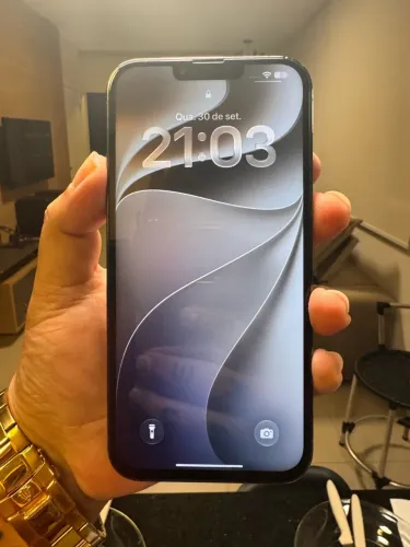 iPhone 13 Pro Max cinza
