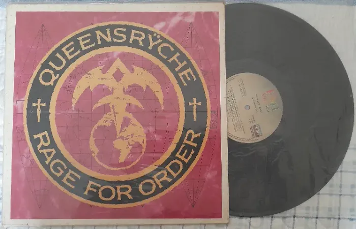 Vinil - Fulugilo CD15 - Queensryche & Scorpions & Ugly Kid Joe
