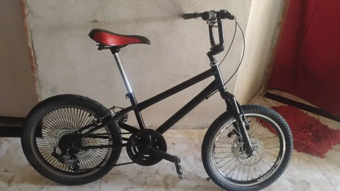 Bicicleta aro 20 Com Marchas 