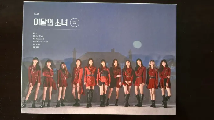 Álbum LOONA ## (limited A e B)