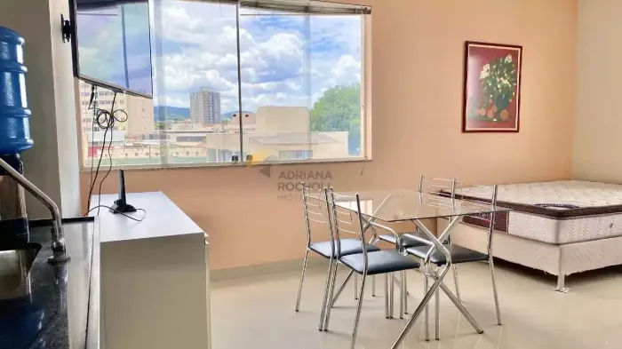 Imóvel para aluguel com 1 quarto em Centro - Sete Lagoas - MG