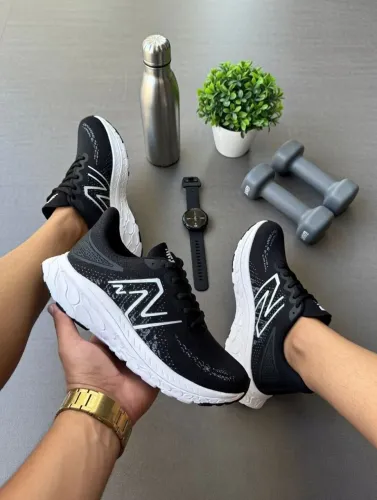 New Balance Black & White | Tecnologia Fresh Foam, Grade Alta e Máximo Conforto Esportivo