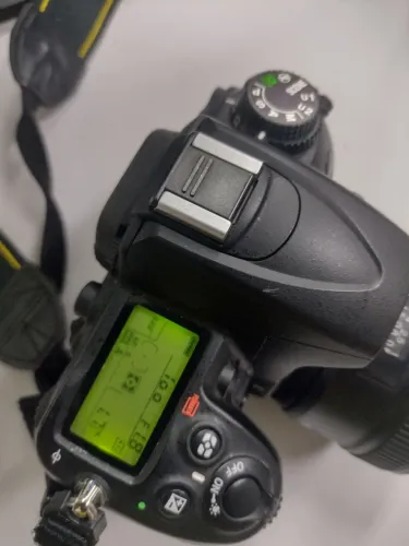 Nikon D7000 + Lente 50mm + Card 64GB