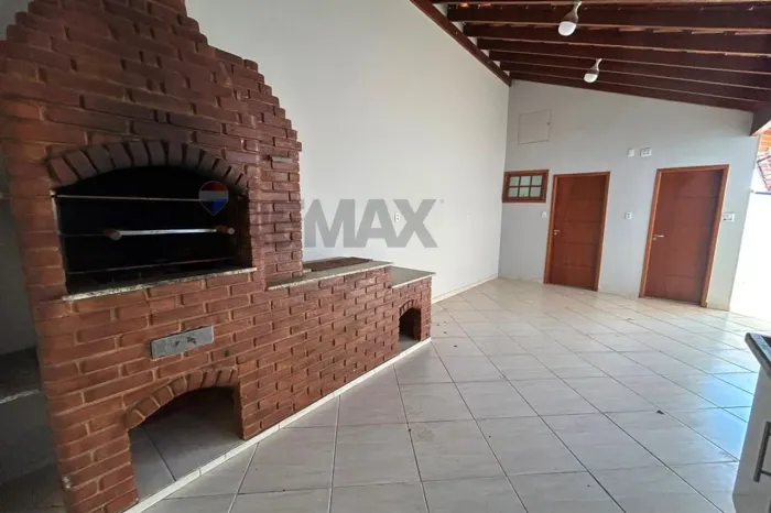 Casa Reformada para Locação na Cohab 1