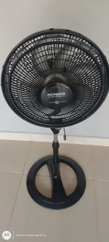 Vendo esse ventilador de coluna 40 cem está funcionando perfeitamente faço entrega