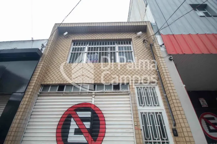 Casa Comercial de 139m² com dois salões amplos para alugar no bairro do Ipiranga