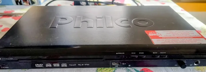 Aparelho de CDs e DVDs