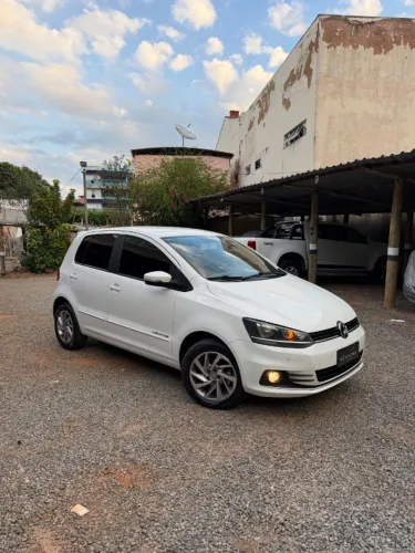 Volkswagen Fox Comfortline 1.6 Flex 8V 5P 2016