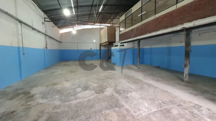 Galpão Comercial para alugar no Socorro - São Paulo