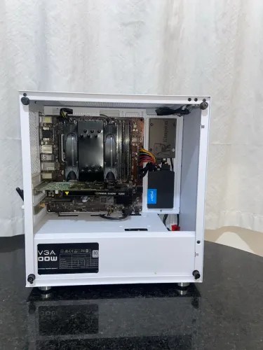 Computador AMD Ryzen 5 1500X / 16GB RAM / SSD 480GB (Vendo Completo ou Peças)