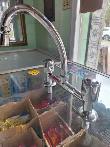 Torneira bancada quente e fria