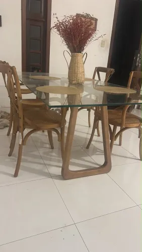Vendo mesa de vidro seminova da LÍDER. 8 lugares