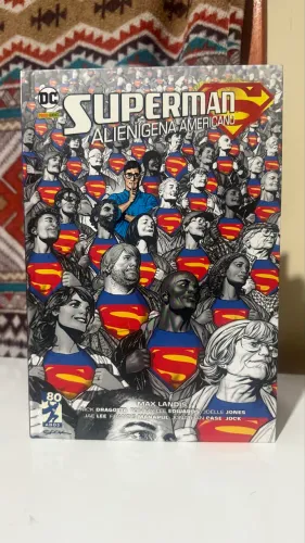 HQ Superman Alienígena Americano  (capa dura)