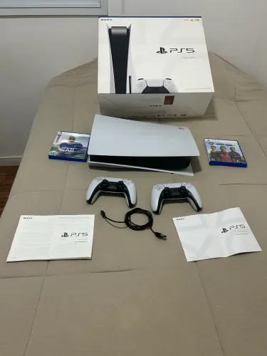 PlayStation 5 + Acessórios e Jogos
