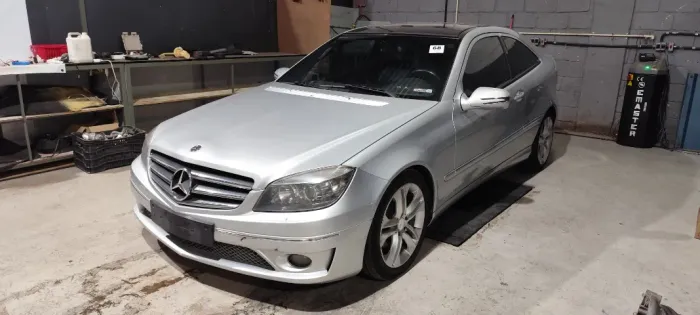 Sucata Mercedes CLC 200 2010 para venda de peças