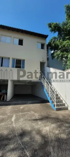 Sobrado com 2 quartos 2 vagas.