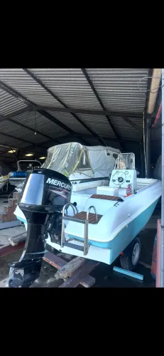 Lancha fishing 160