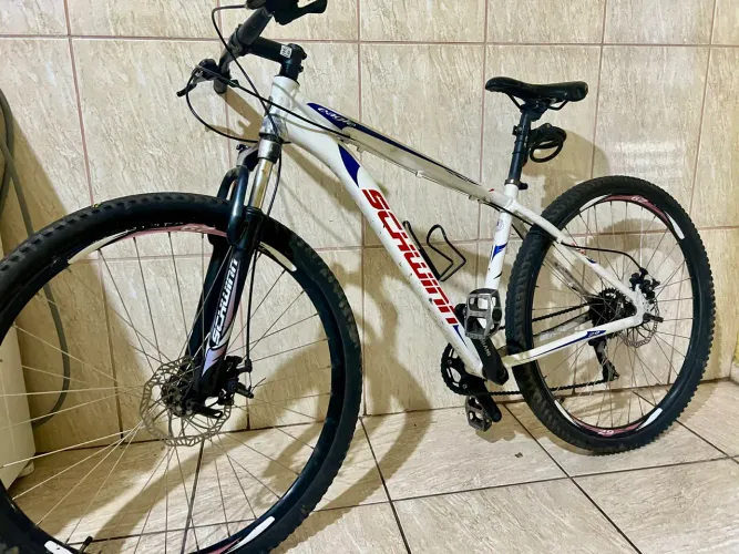 Vende - se bicicleta Aro 29