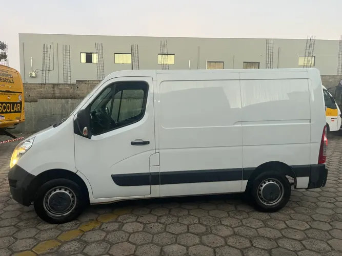 Renault Master 2.3 DCI Grand Furgão16v Diesel 2022