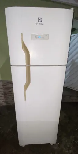Geladeira Electrolux Frost free 370 Litros 127 Volts