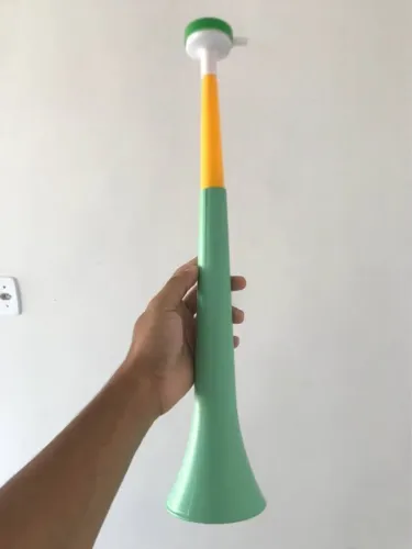 Vuvuzela corneta barulhenta copa