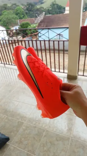 Nova chuteira nike mercurial lançamento profissional 